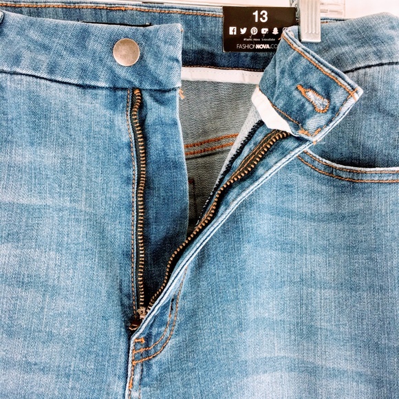 Fashion Nova Killing Em Kindly High Rise Jeans - Picture 5 of 10